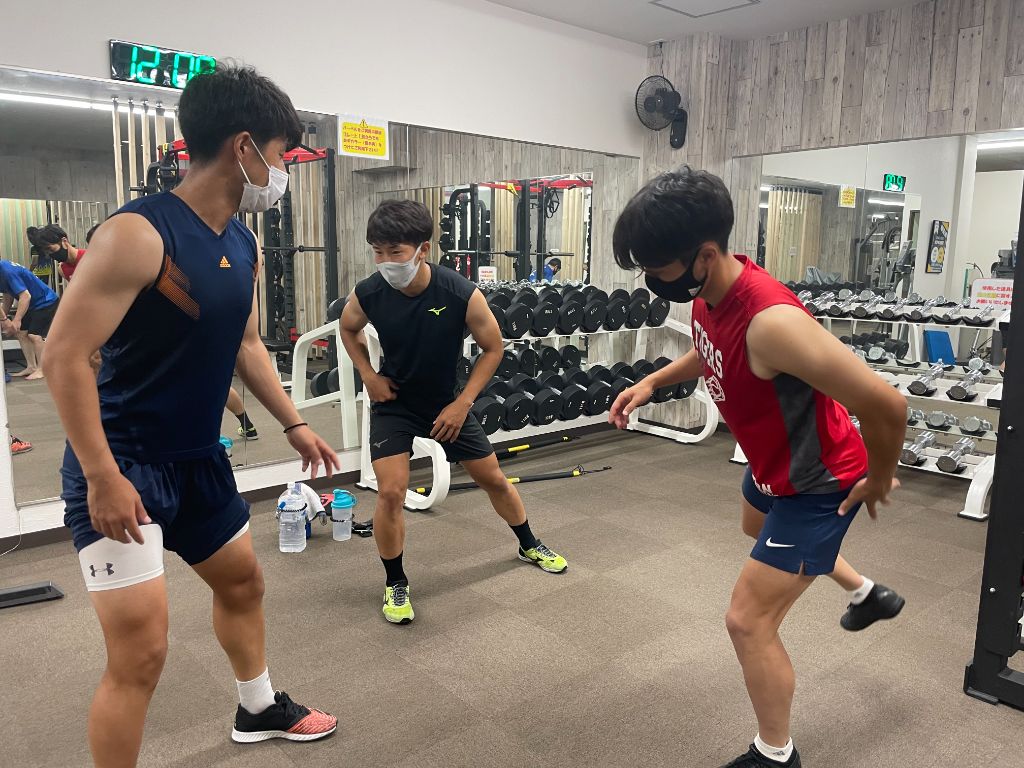 神奈川県ウェイトリフティングマスターズ選手権大会で優勝したLOOPZ GYM会員